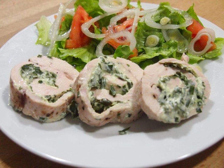 Pechugas de pollo en salsa de queso y espinacas: receta cremosa, saludable y fácil