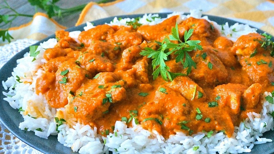 Pollo al curry rápido en 10 minutos: receta fácil, aromática y deliciosa