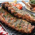 Receta Cerdo a la Parrilla con Chimichurri: jugoso, aromático y lleno de sabor