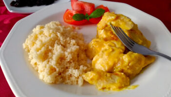 Receta Cuscús con Verduras y Pollo al Curry: Un Plato Aromático, Saludable y Fácil de Preparar