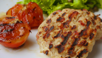 Receta hamburguesa de pollo casera: una opción deliciosa y saludable